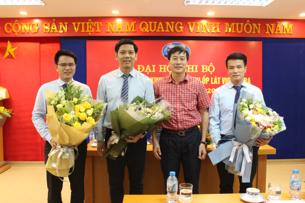 Chi bộ Công ty cổ phần Kinh doanh Gạch ốp lát Viglacera tổ chức thành công Đại hội chi bộ nhiệm kỳ 2017 - 2020